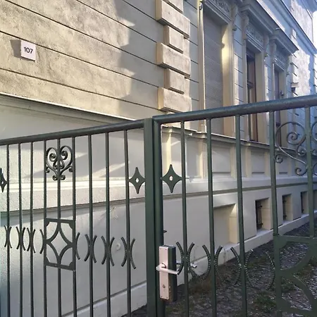Avancer - Außergewöhnliches Ambiente Apartment Cottbus